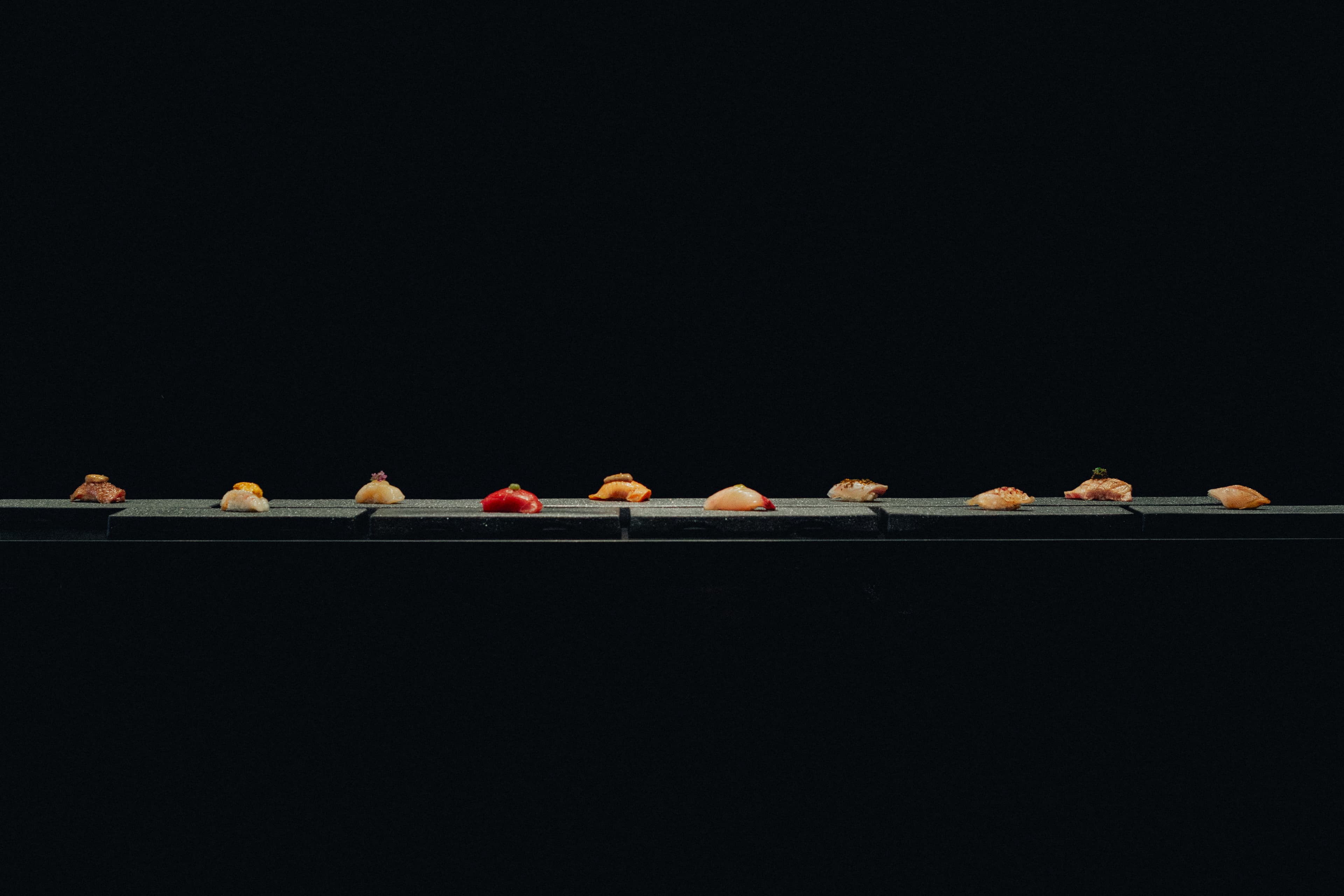 Nigiri presented across the Kimyo counter
